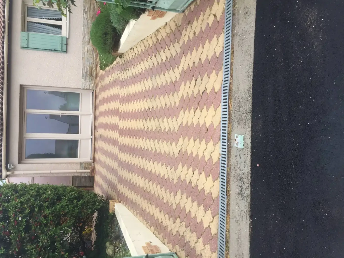 Nettoyage de dalles réalisée à legé 44