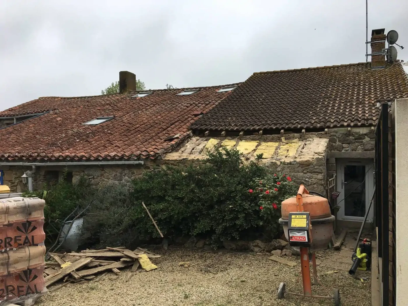 Avant réalisation toiture 85 Beaufou 